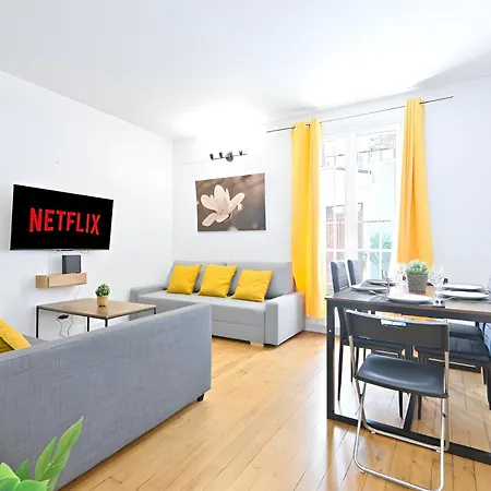 Near Eiffel Tower Luxurious 1 Bedroom With Free Netflix Διαμέρισμα *